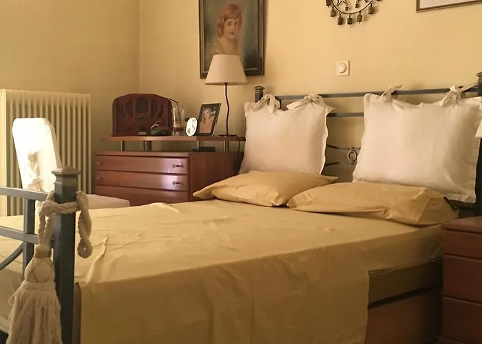 Cheap & Chip Flat, Northern Athens
